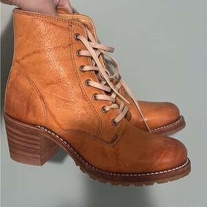 Rare frye vintage Sabrina sunrise orange leather boots